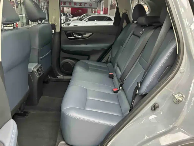 Nissan X-Trail — Фото автомобиля 20