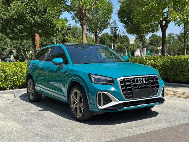 Audi Q2L — Фото автомобиля 3