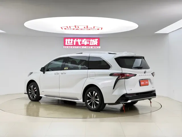 Toyota Granvia — Фото автомобиля 11