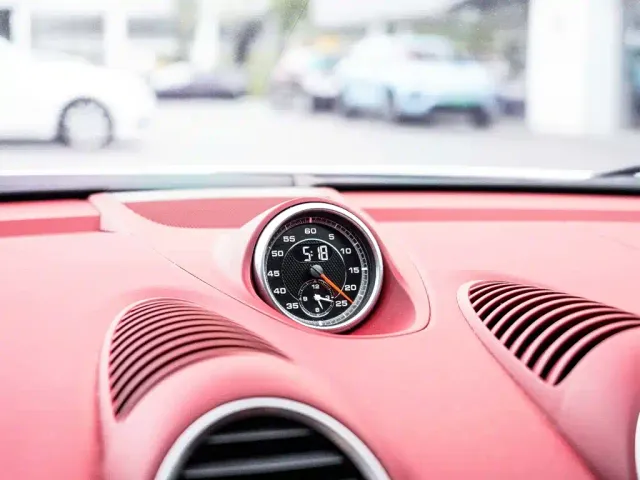 Porsche 718 — Фото автомобиля 3