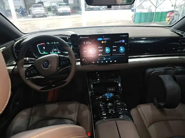 BYD Han — Фото автомобиля 9