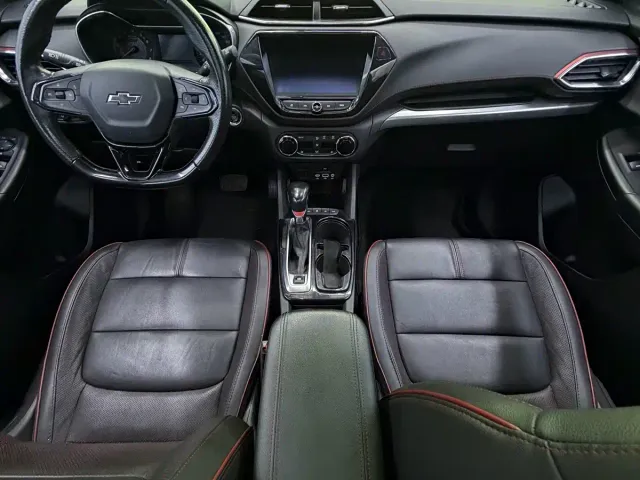 Chevrolet Trailblazer — Фото автомобиля 10