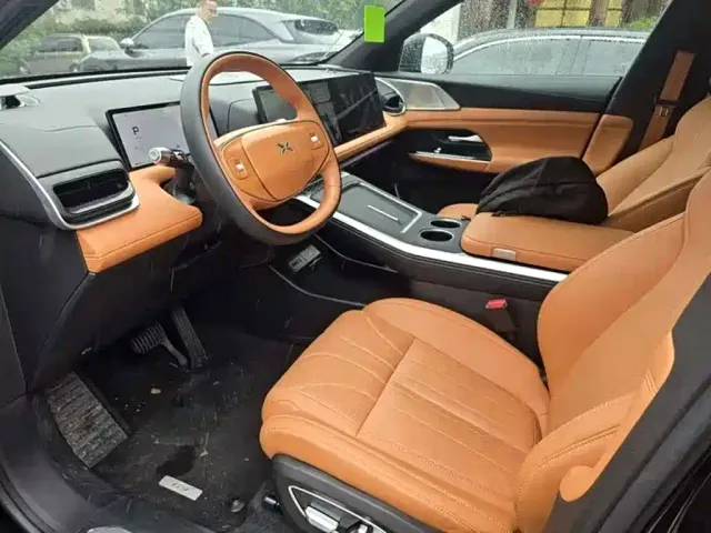 Xpeng G9 — Фото автомобиля 2
