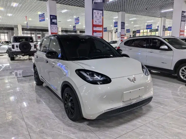 Wuling Bingo — Фото автомобиля 3