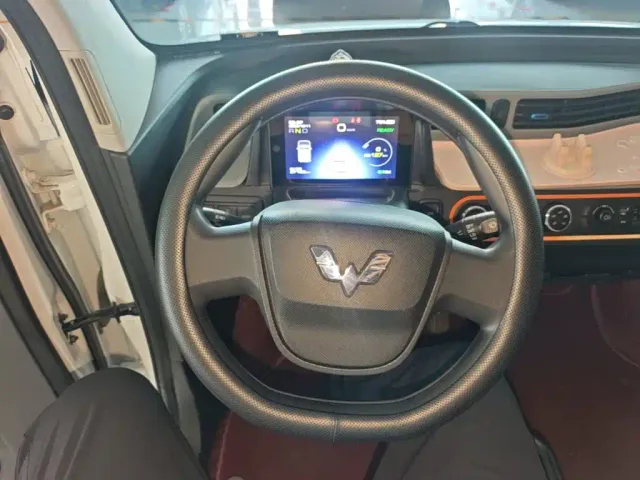 Wuling Hongguang Mini EV — Фото автомобиля 6