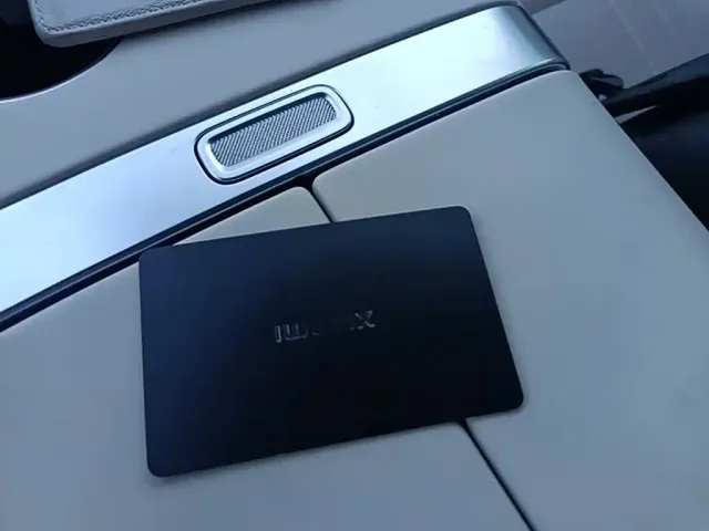 Xiaomi YU7 — Фото автомобиля 8