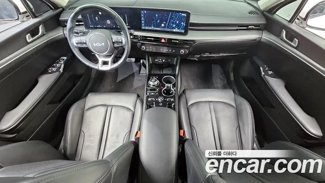 Kia K5 Новый K5 3 поколение 2.0 LPi(Для проката) — Фото автомобиля 7