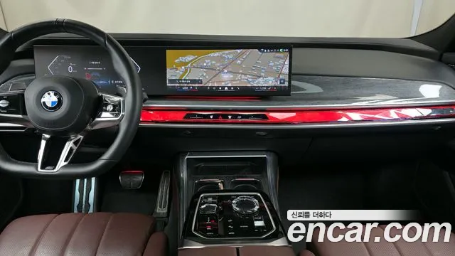 BMW 7-Series — Фото автомобиля 12