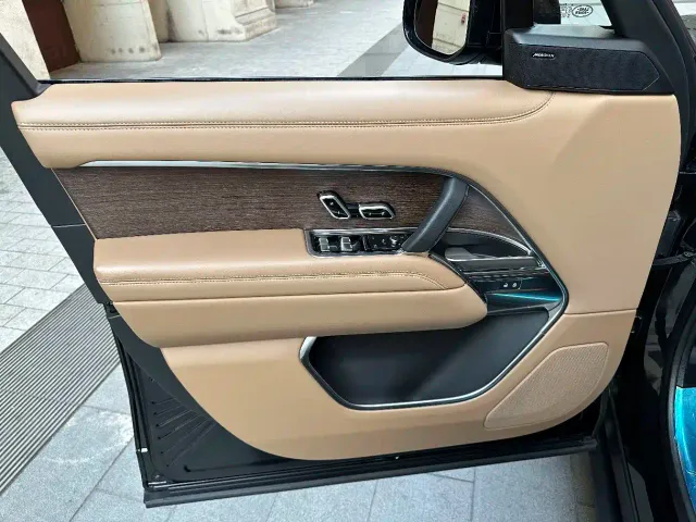 Land Rover Range Rover — Фото автомобиля 19