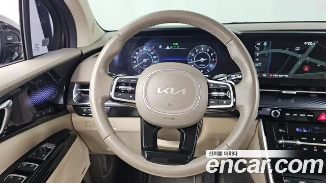 Kia Carnival — Фото автомобиля 19