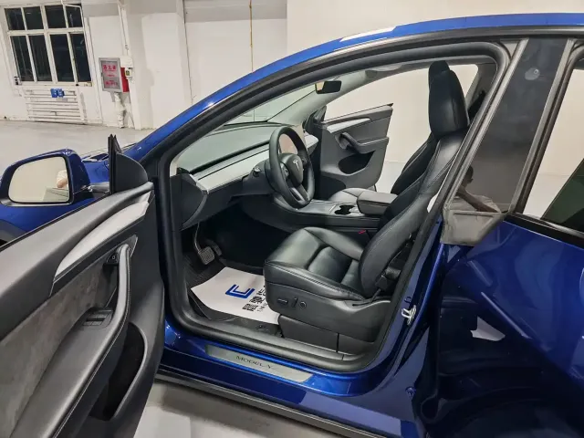 Tesla Model Y 2022 Facelift Rear-Wheel Drive Version — Фото автомобиля 7
