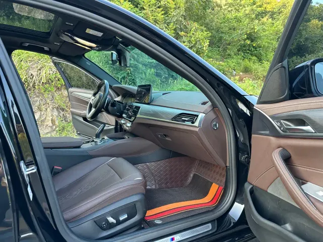 BMW 5 Series — Фото автомобиля 8