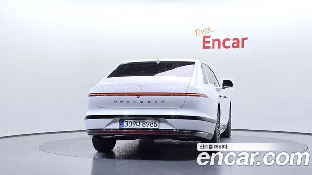 Hyundai Grandeur — Фото автомобиля 3