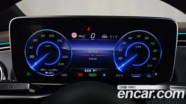 Mercedes-Benz EQS — Фото автомобиля 8