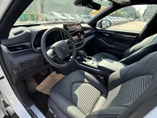 Toyota Crown Kluger — Фото автомобиля 19