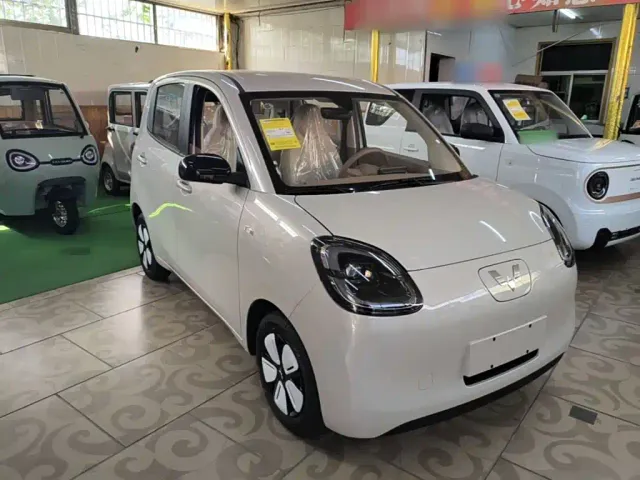 Wuling Hongguang Mini EV — Фото автомобиля 3