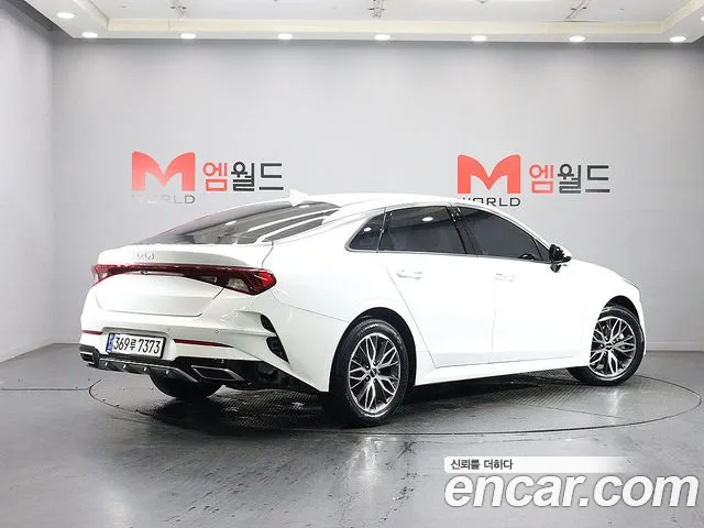 Kia K5 — Фото автомобиля 3