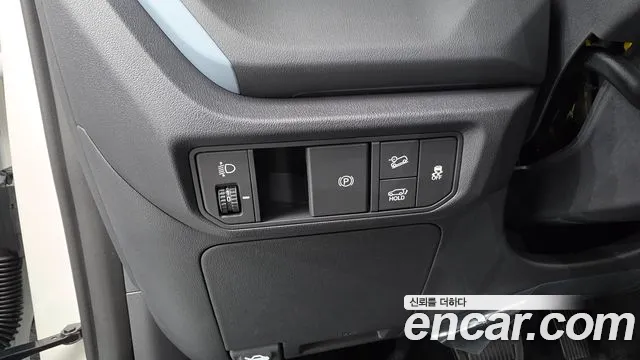 Kia Seltos Seltos 2 поколение Бензин 1.6T 4WD — Фото автомобиля 24