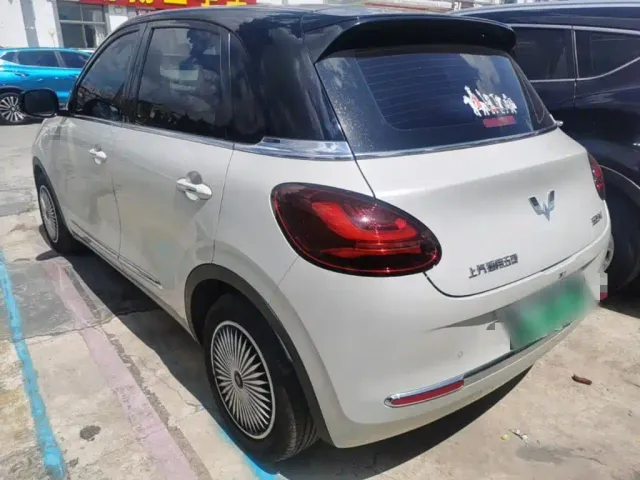 Wuling Bingo — Фото автомобиля 4