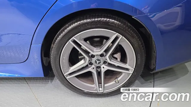 Mercedes-Benz CLS-Class — Фото автомобиля 21