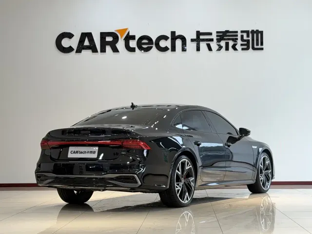 Audi A7L — Фото автомобиля 18