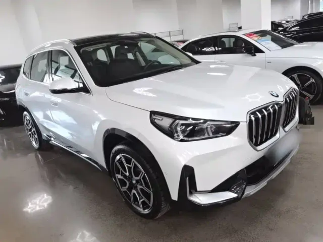 BMW X1 — Фото автомобиля 3