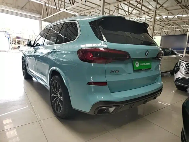 BMW X5 — Фото автомобиля 4