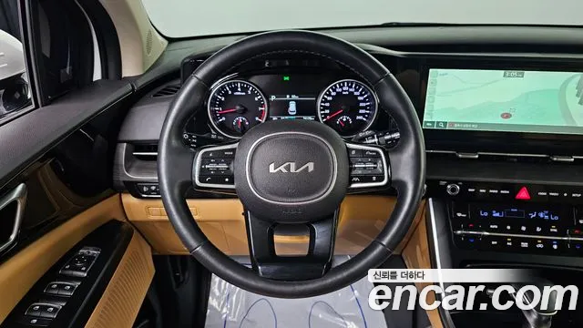 Kia Carnival Generation 4 — Фото автомобиля 13