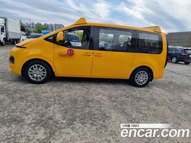 Hyundai Staria — Фото автомобиля 2