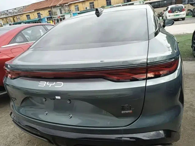 BYD Han L — Фото автомобиля 5