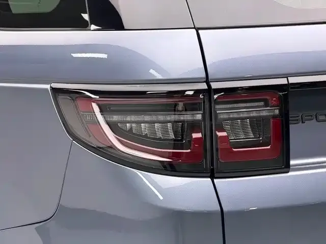 Land Rover Discovery Sport — Фото автомобиля 19