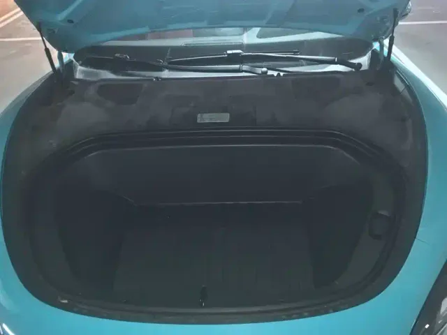 Xiaomi SU7 — Фото автомобиля 10