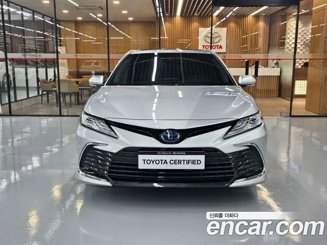Toyota Camry XV70 — Фото автомобиля 3