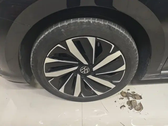 Volkswagen Passat — Фото автомобиля 22
