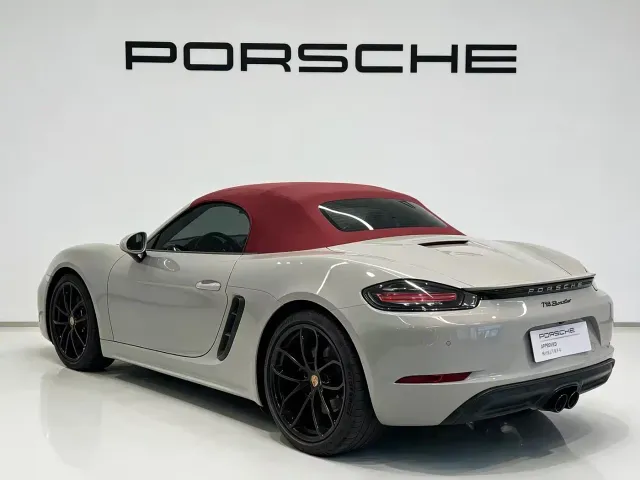 Porsche 718 — Фото автомобиля 4