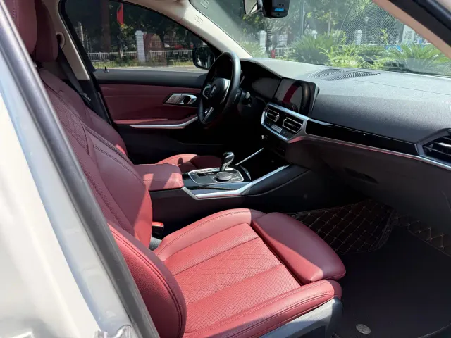 BMW 3 Series — Фото автомобиля 11