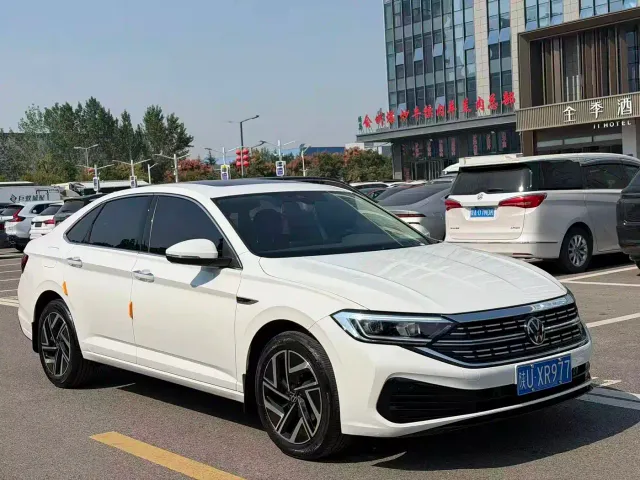 Volkswagen Sagitar — Фото автомобиля 3
