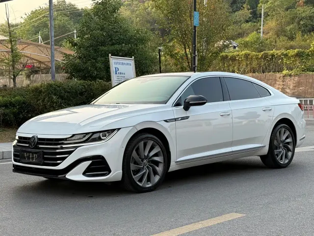 Фотография автомобиля — Volkswagen CC