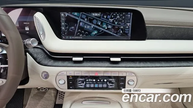 Genesis G90 Бензин 3.5 Turbo e-S/C AWD LWB — Фото автомобиля 8