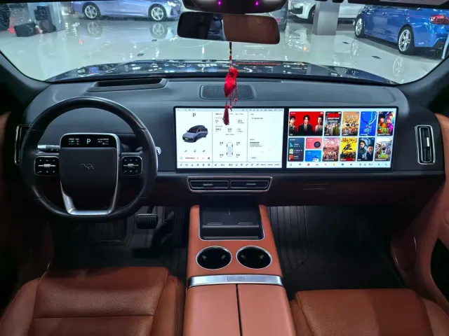 Li Auto L9 — Фото автомобиля 10