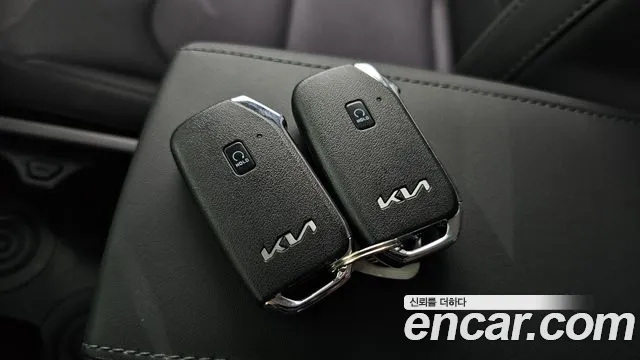 Kia Niro The All New — Фото автомобиля 25