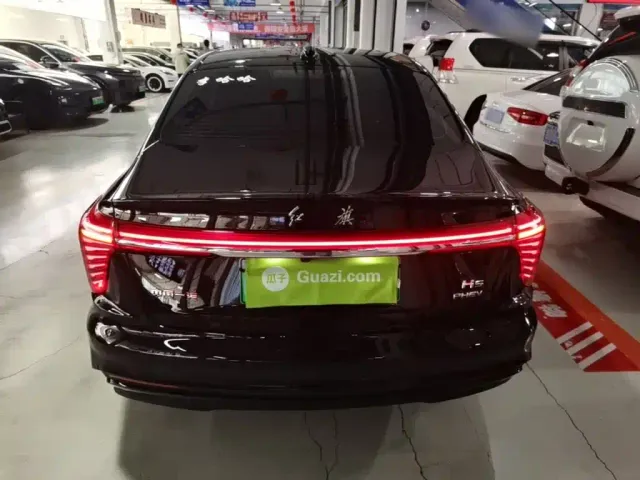 Hongqi H5 PHEV — Фото автомобиля 5