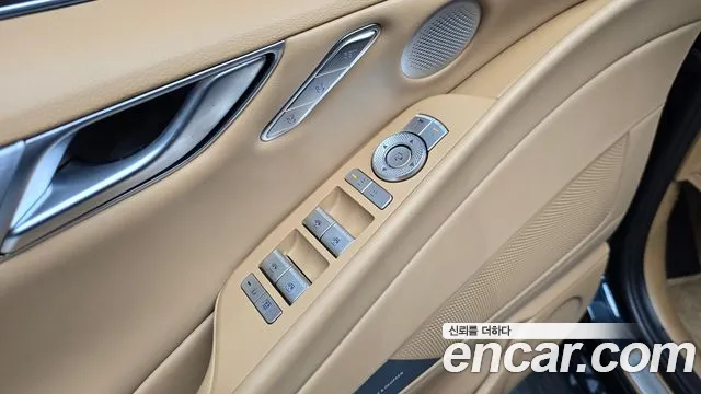 Genesis G80 Бензин 2.5 турбо AWD — Фото автомобиля 15
