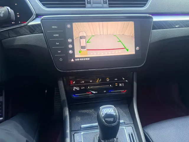 Skoda Superb — Фото автомобиля 13