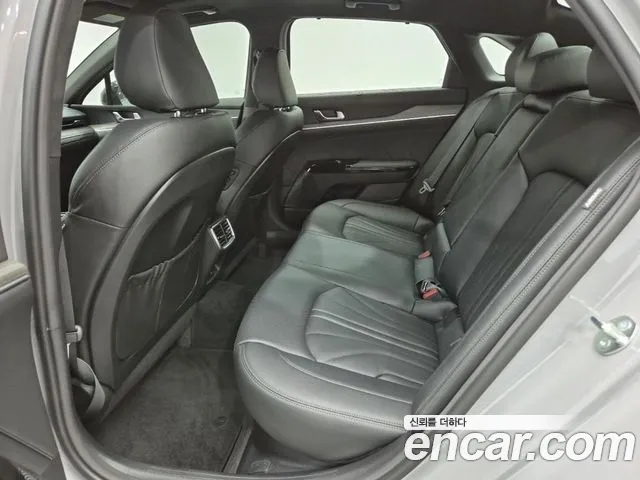 Kia K5 Generation 3 — Фото автомобиля 12