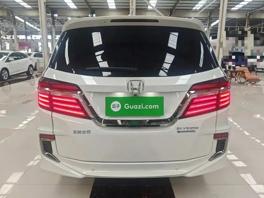 Honda Elysion 2019 2.0L Hybrid Luxury Edition — Фото автомобиля 5