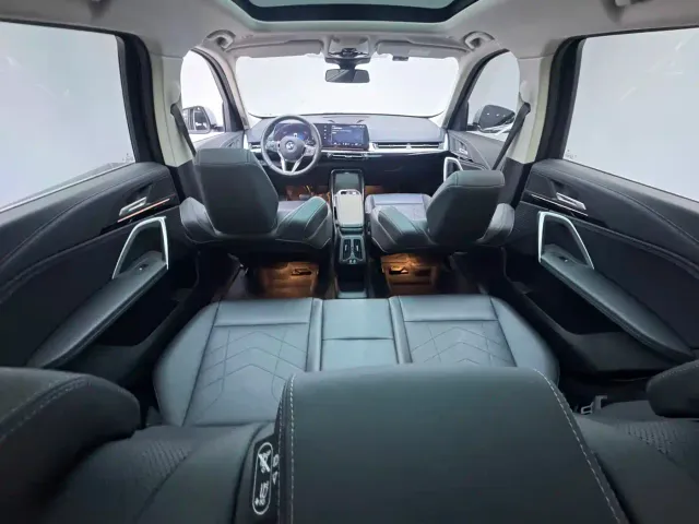 BMW X1 — Фото автомобиля 16
