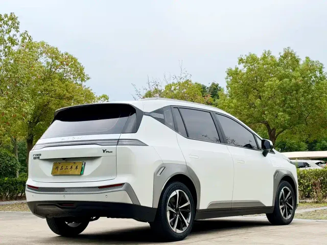 GAC Aion Y — Фото автомобиля 7