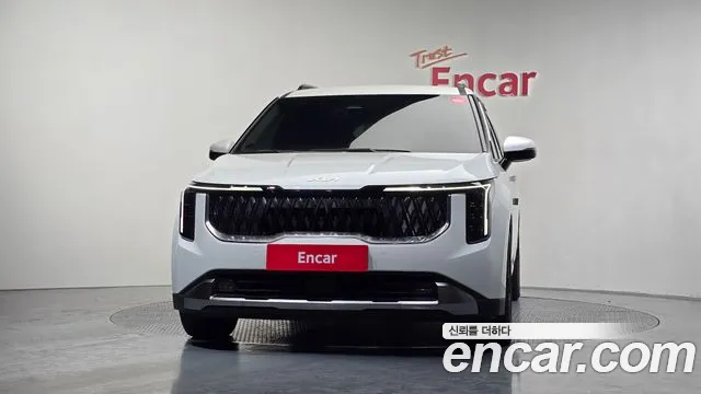 Kia Canival — Фото автомобиля 3