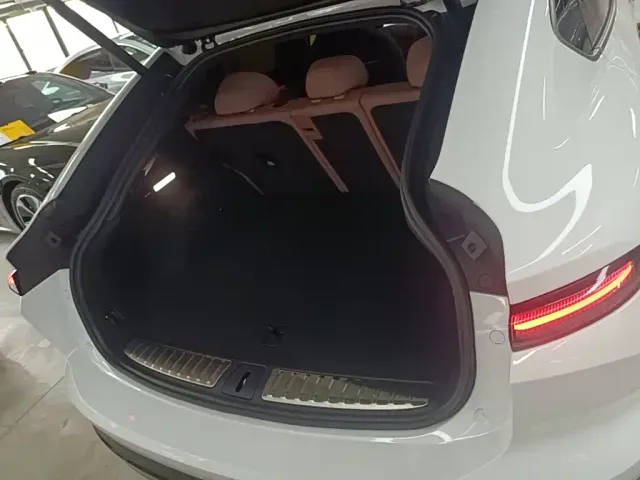 Nio EC6 — Фото автомобиля 18